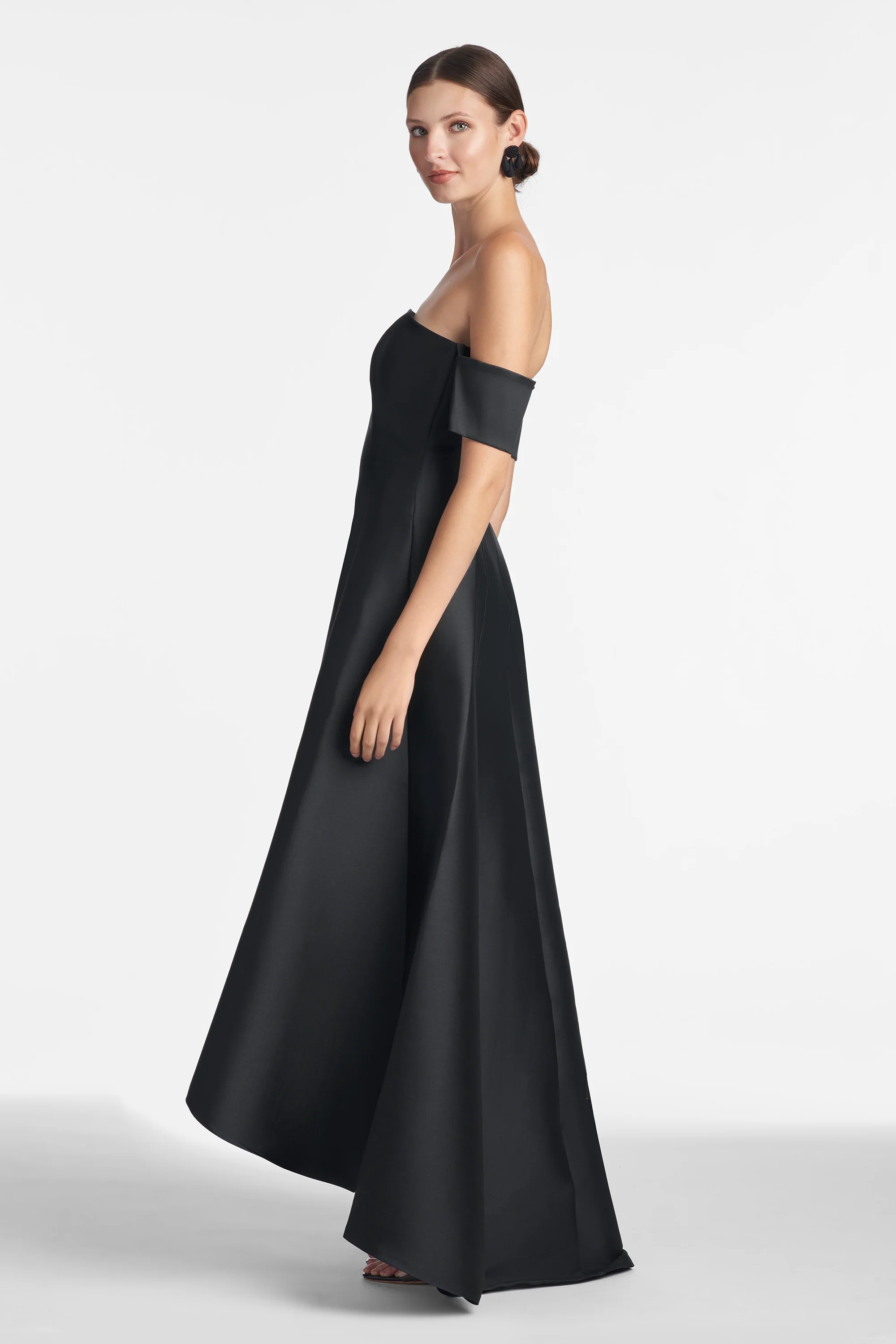 Agyness Gown - Black - Image 3